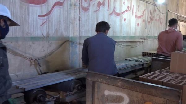 فراوری و اشتغال در تنها کارخانه فراوری آجر شهرستان چرداول